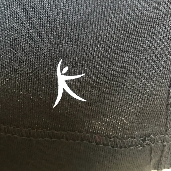 Danskin Now Semi fitted workout v-neck black top - Picture 2 of 4